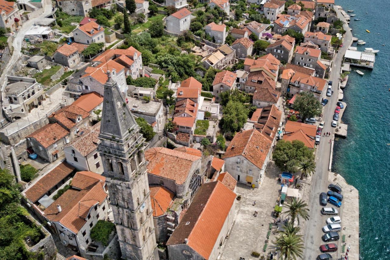 Apartments Admiral Perast Buitenkant foto