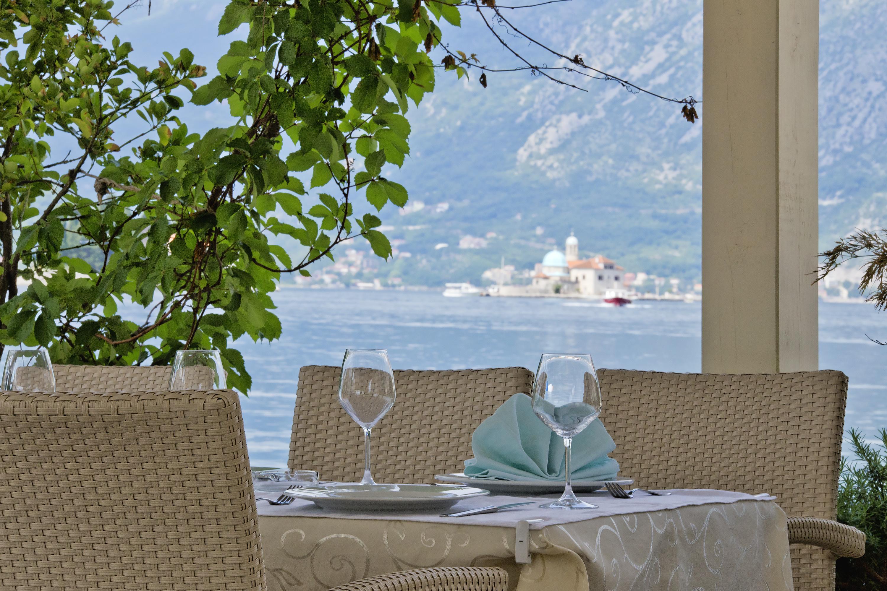 Apartments Admiral Perast Buitenkant foto