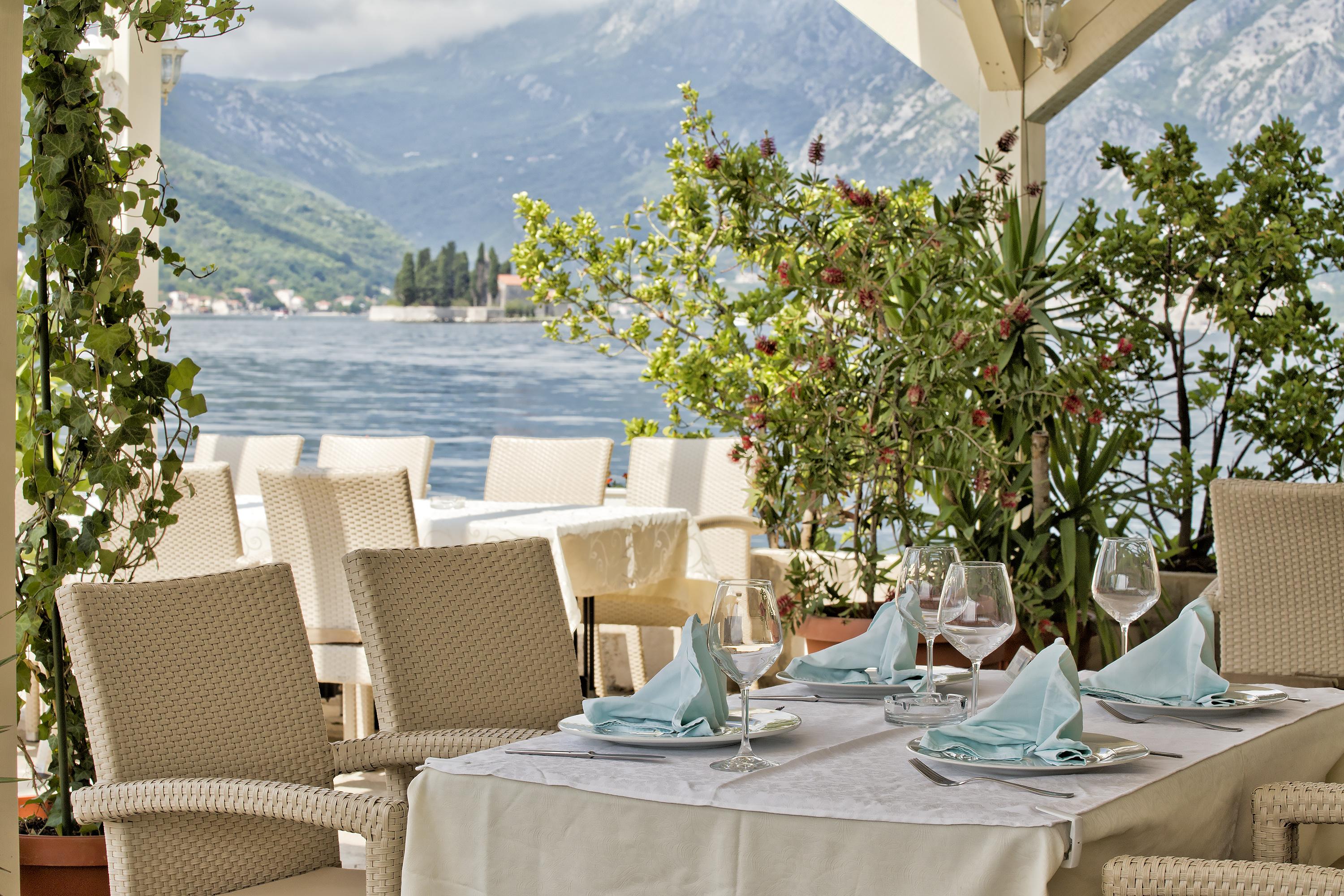 Apartments Admiral Perast Buitenkant foto